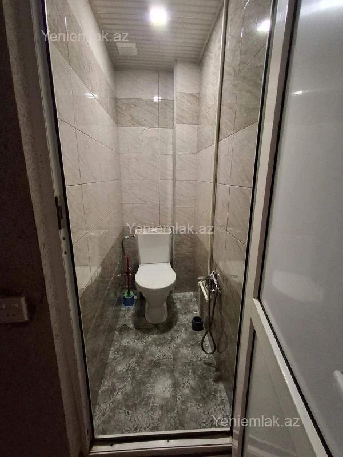 Satılır 2 otaqlı köhnə tikili 55 m²