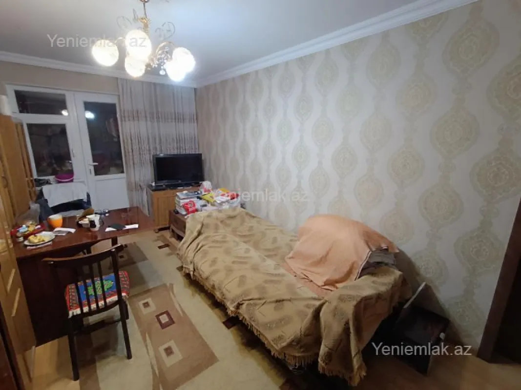 Satılır 2 otaqlı köhnə tikili 46 m²