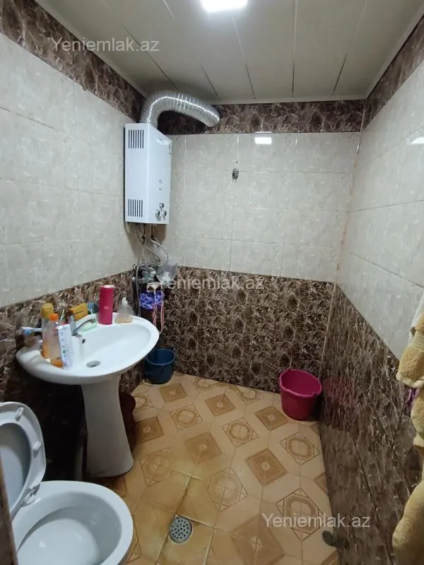 Satılır 2 otaqlı köhnə tikili 46 m²