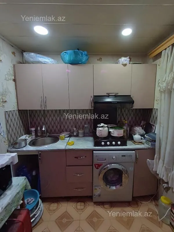 Satılır 2 otaqlı köhnə tikili 46 m²