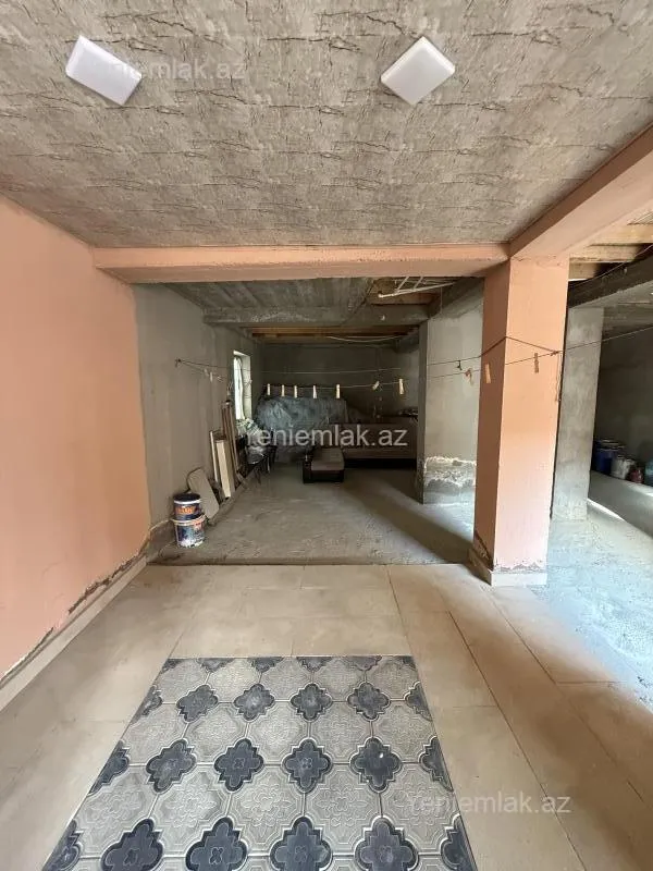 Satılır 3 otaqlı həyət evi 130 m²
