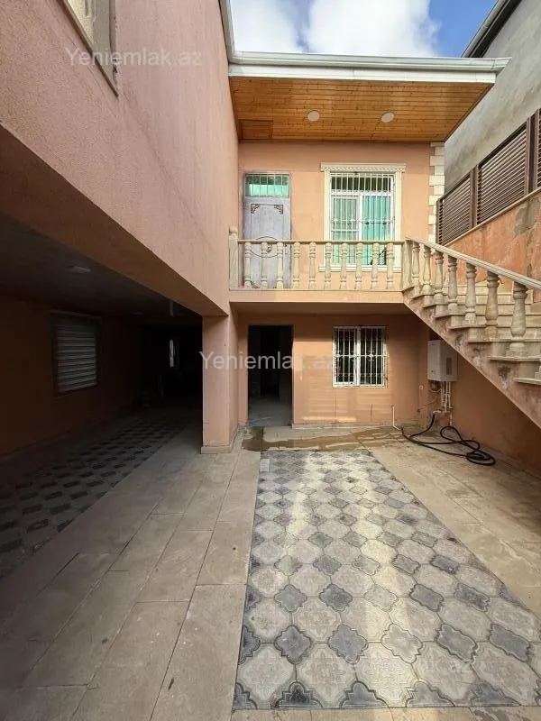 Satılır 3 otaqlı həyət evi 130 m²