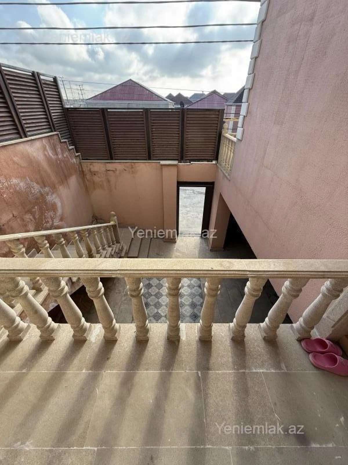 Satılır 3 otaqlı həyət evi 130 m²