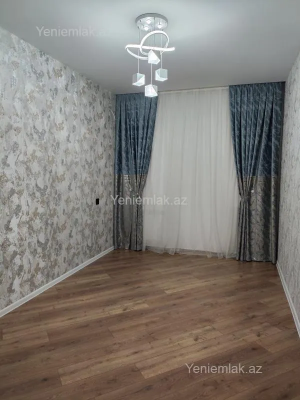 Satılır 4 otaqlı yeni tikili 155 m²