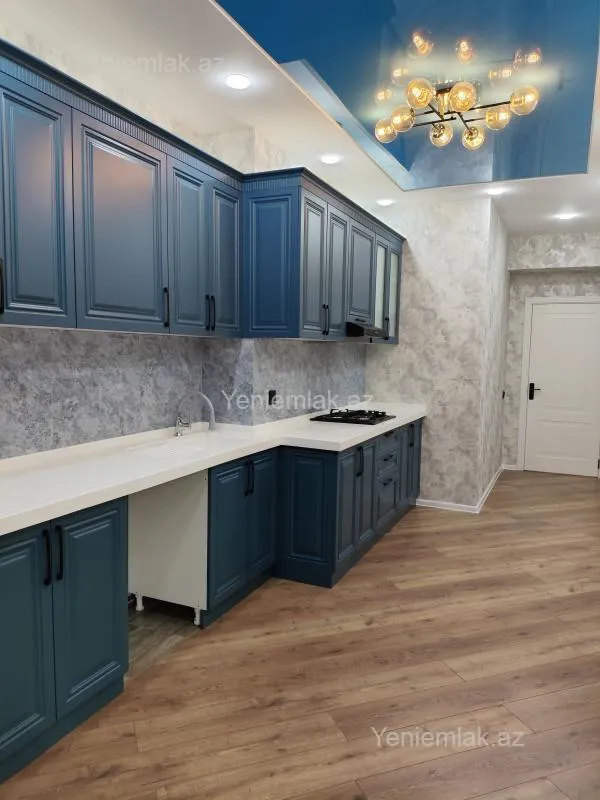 Satılır 4 otaqlı yeni tikili 155 m²