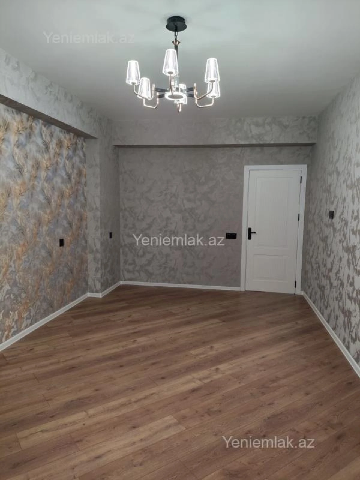 Satılır 4 otaqlı yeni tikili 155 m²