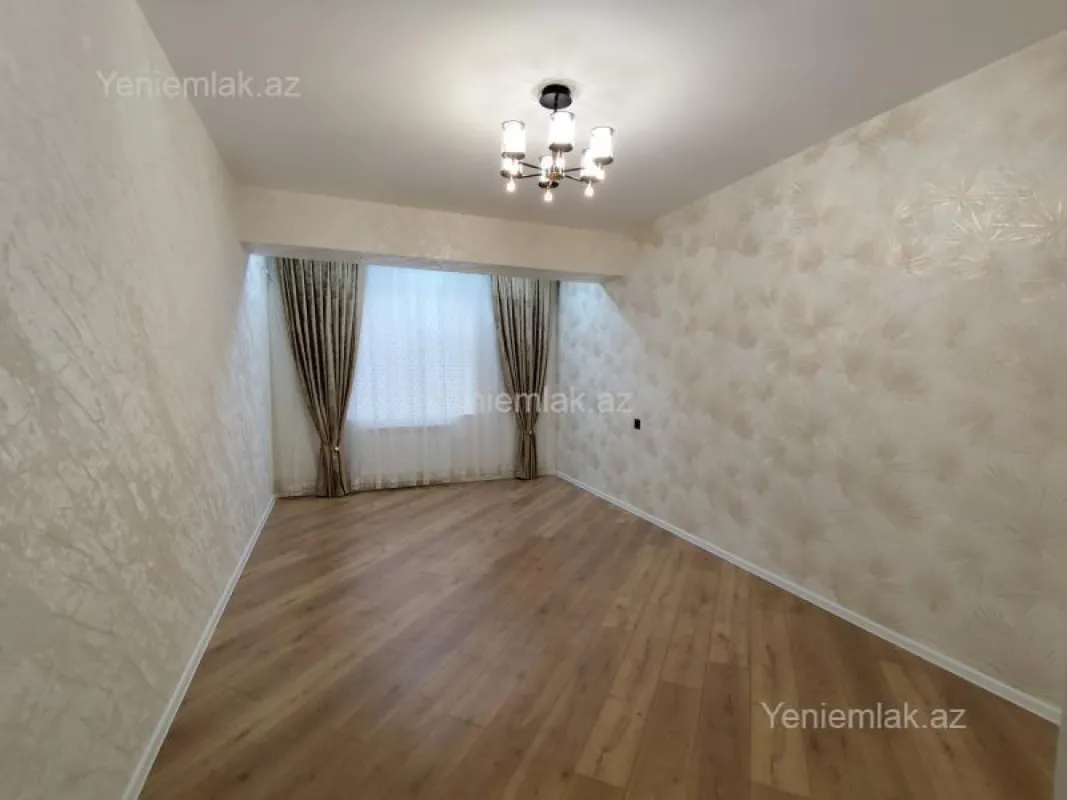 Satılır 4 otaqlı yeni tikili 155 m²