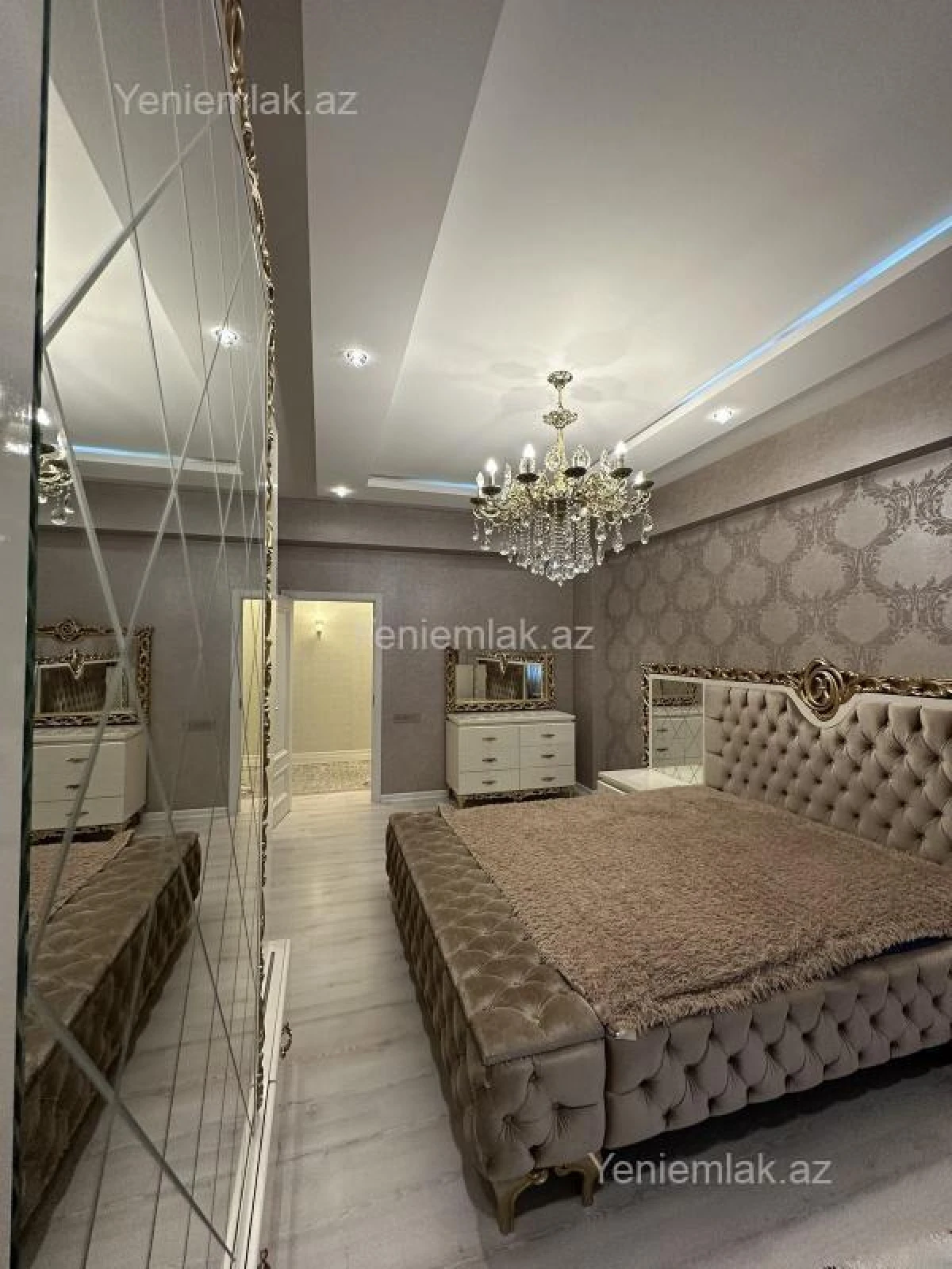 Satılır 3 otaqlı yeni tikili 155 m²
