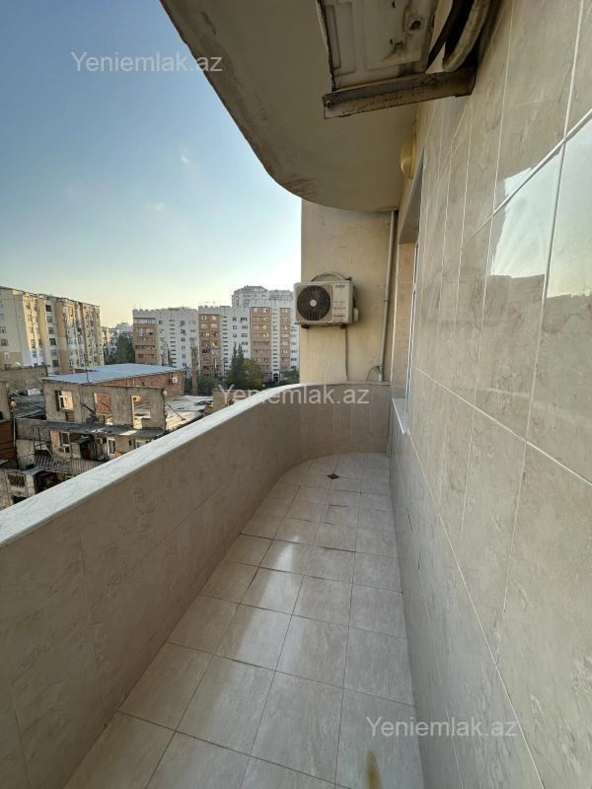 Satılır 3 otaqlı yeni tikili 155 m²