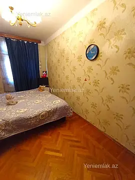 Satılır 2 otaqlı köhnə tikili 55 m²