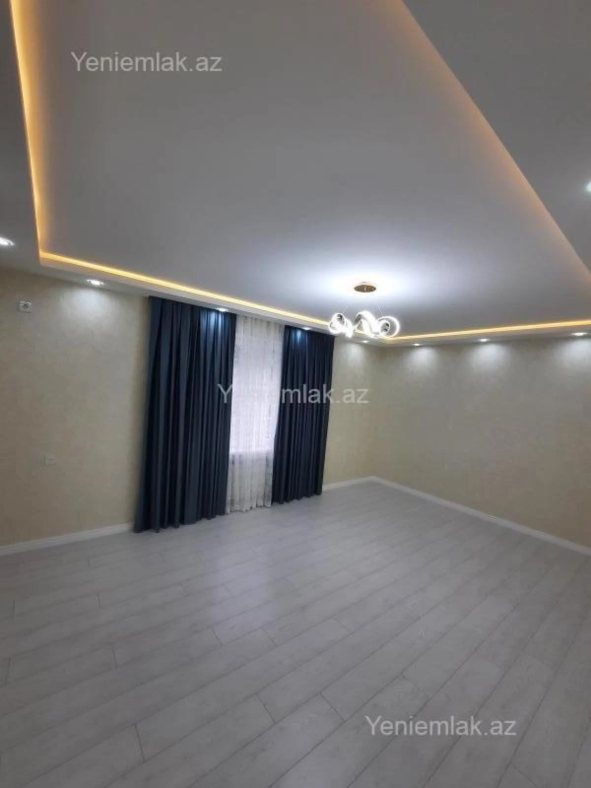 Satılır 2 otaqlı köhnə tikili 65 m²