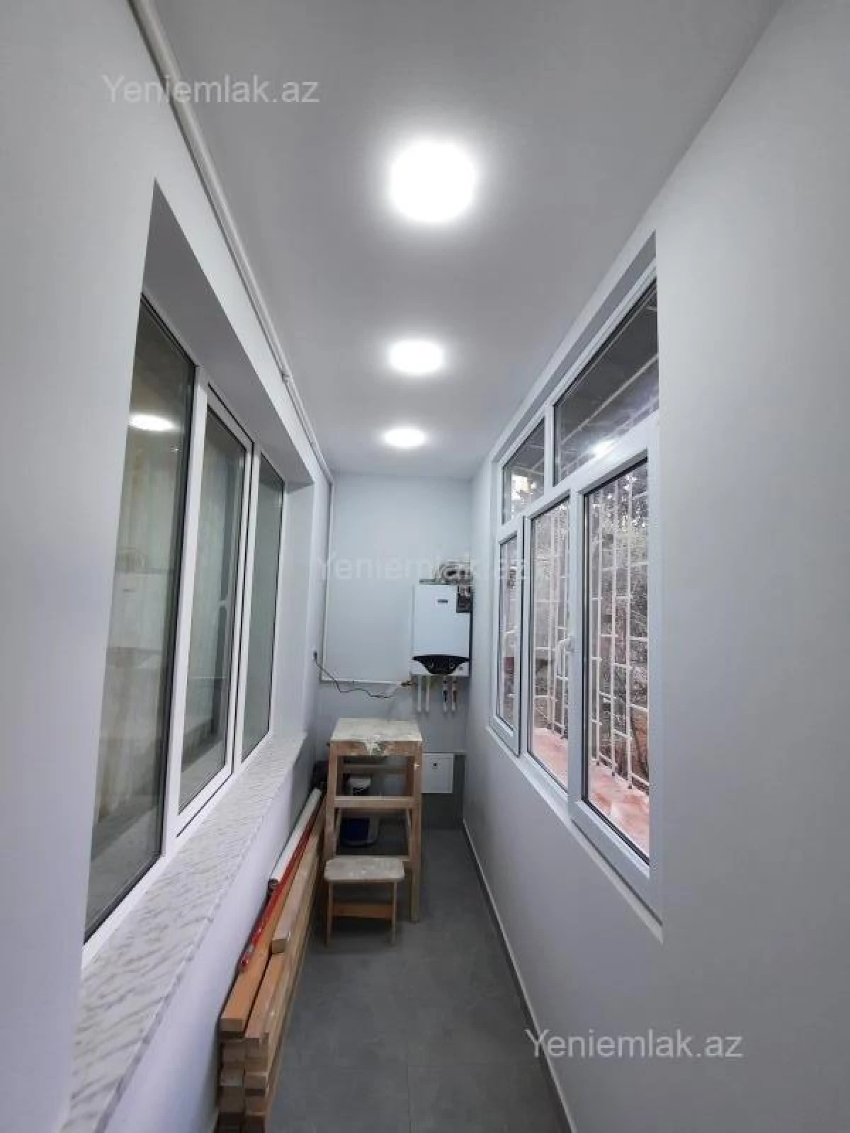 Satılır 2 otaqlı köhnə tikili 65 m²