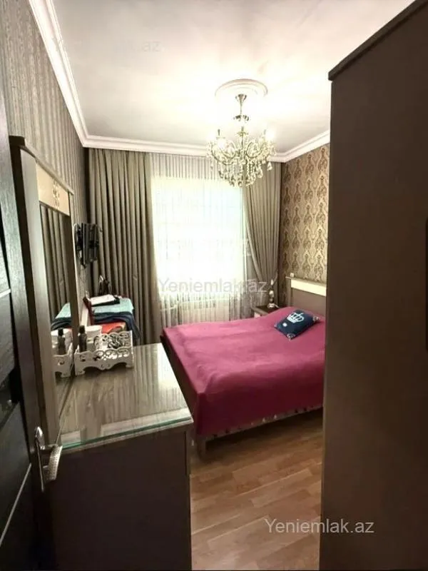 Satılır 3 otaqlı köhnə tikili 80 m²