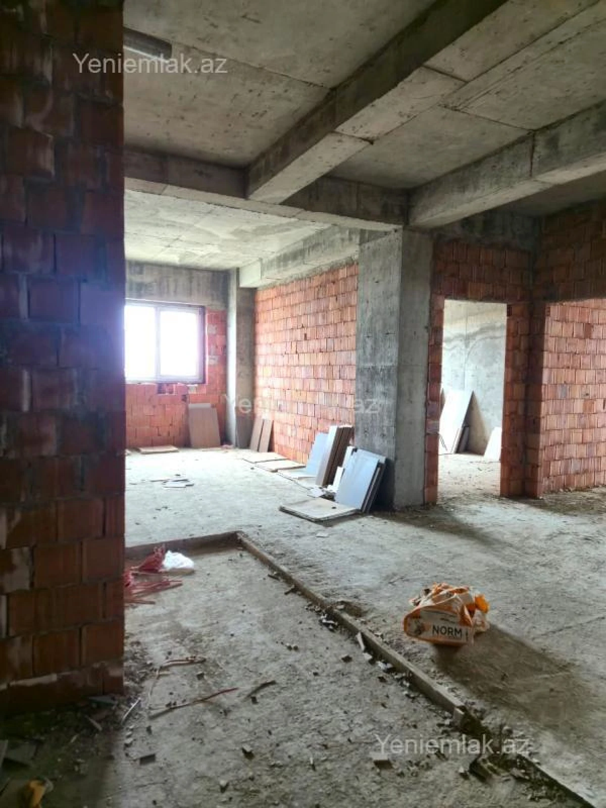 Satılır 3 otaqlı yeni tikili 160 m²