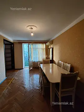 Satılır 2 otaqlı köhnə tikili 50 m²