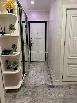 Satılır 3 otaqlı köhnə tikili 100 m²