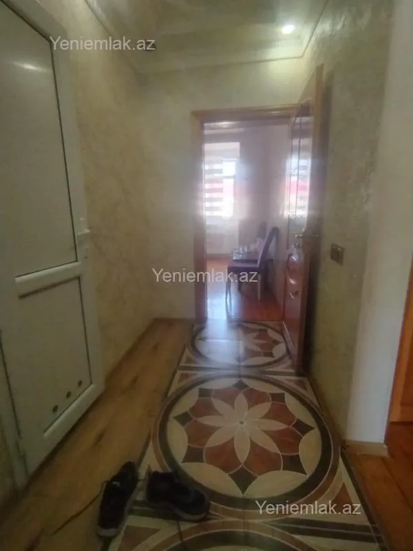Satılır 2 otaqlı köhnə tikili 54 m²