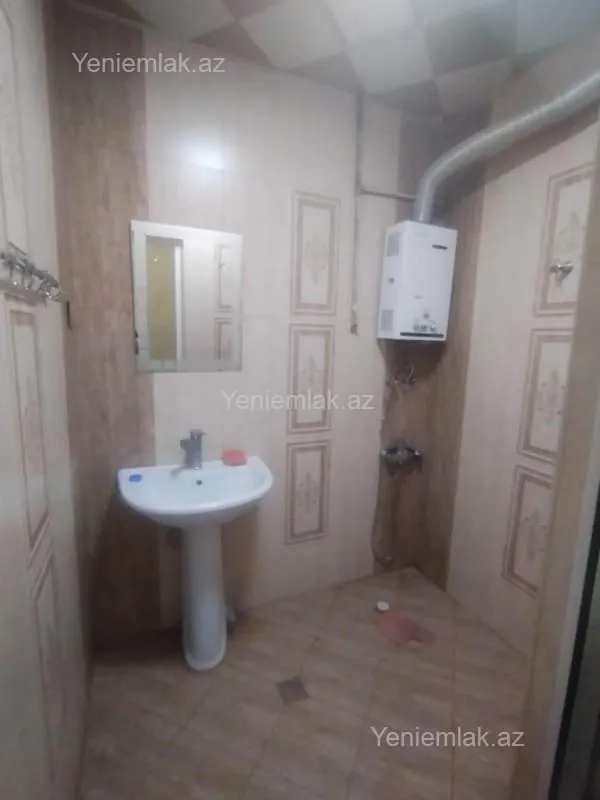 Satılır 2 otaqlı köhnə tikili 54 m²