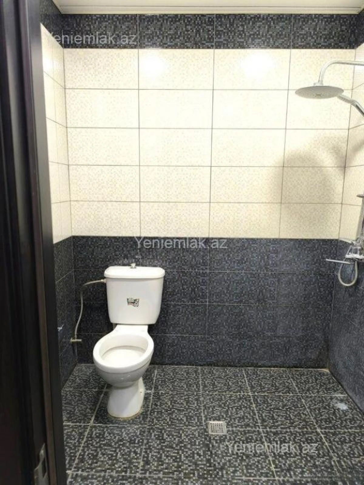 Satılır 2 otaqlı yeni tikili 60 m²