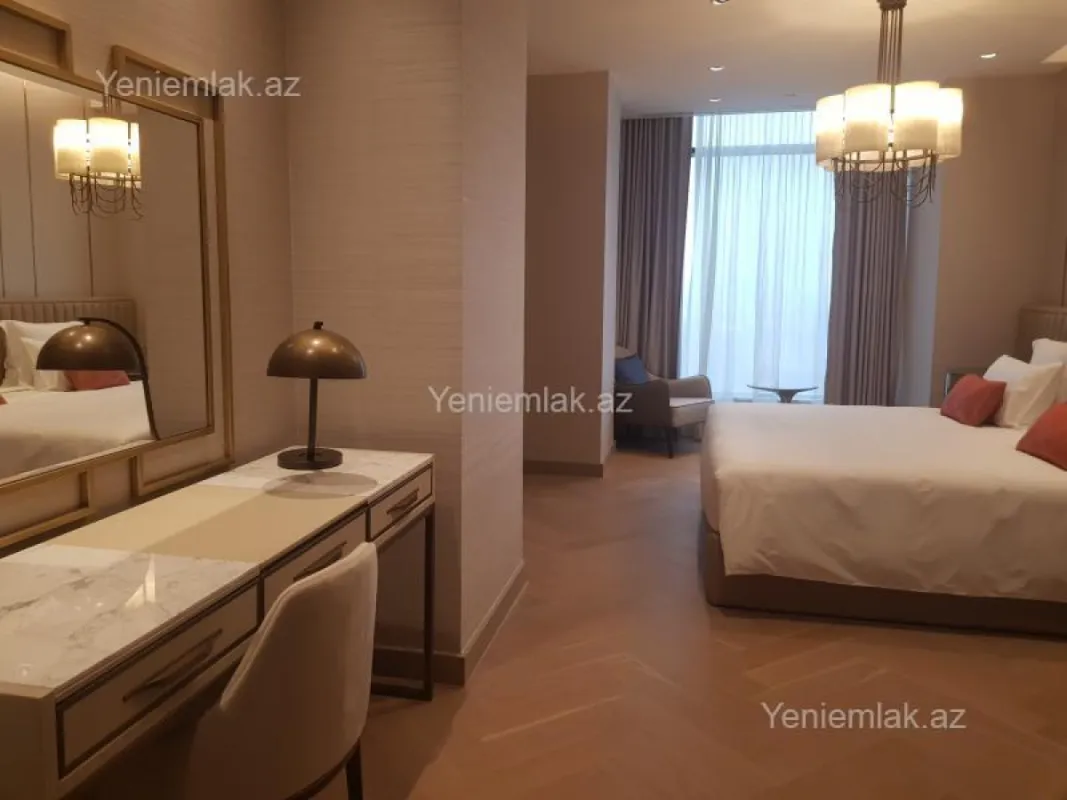 Satılır 4 otaqlı yeni tikili 227 m²
