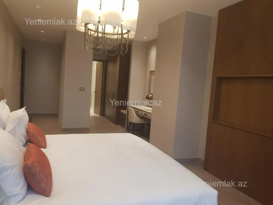 Satılır 4 otaqlı yeni tikili 227 m²