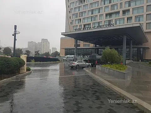 Satılır 4 otaqlı yeni tikili 227 m²