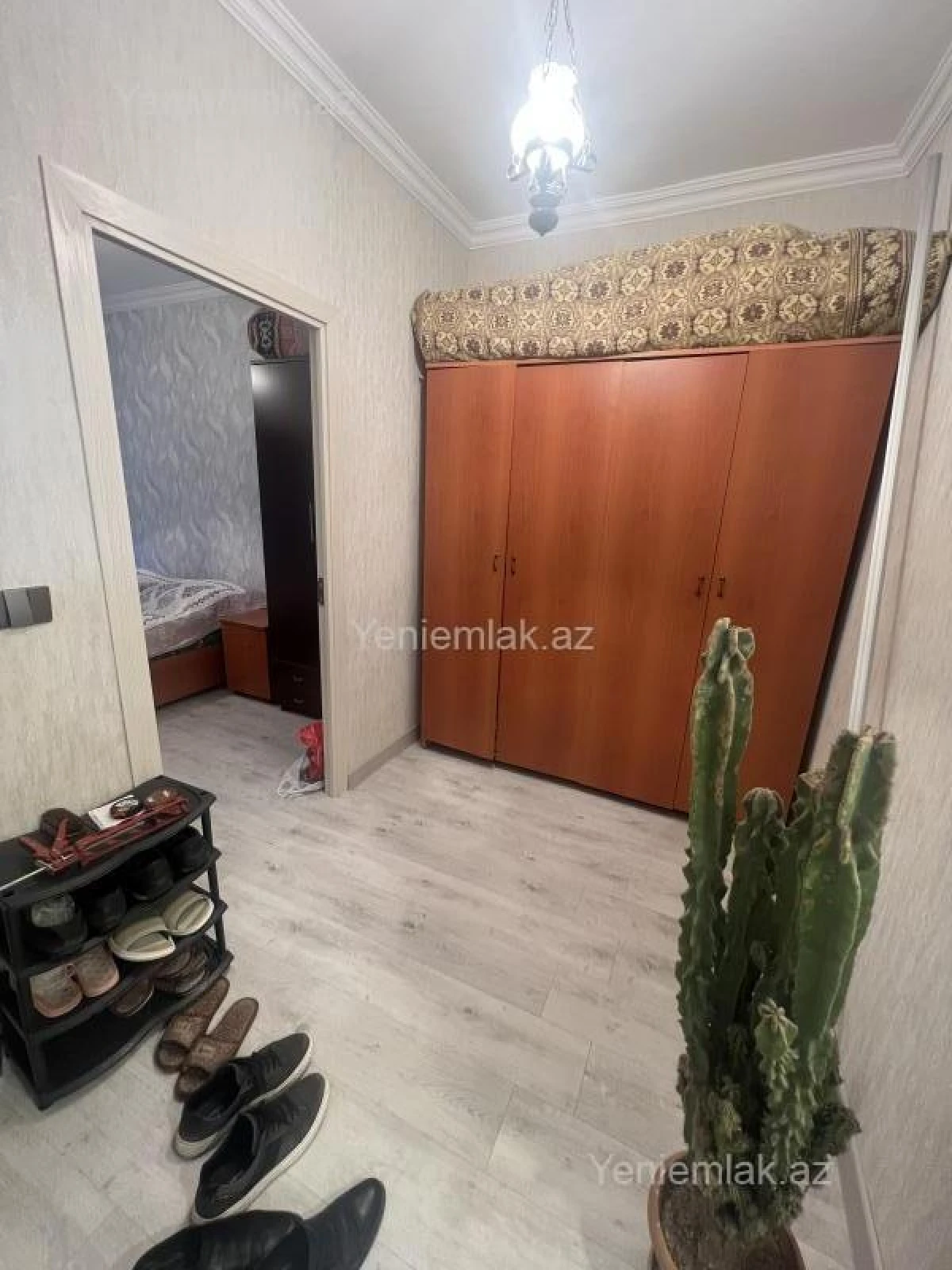 Satılır 2 otaqlı köhnə tikili 60 m²