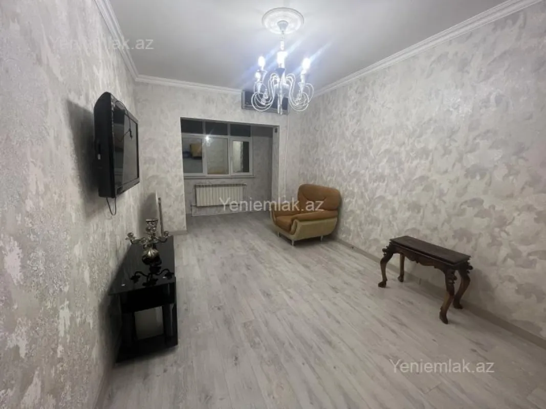 Satılır 2 otaqlı köhnə tikili 60 m²
