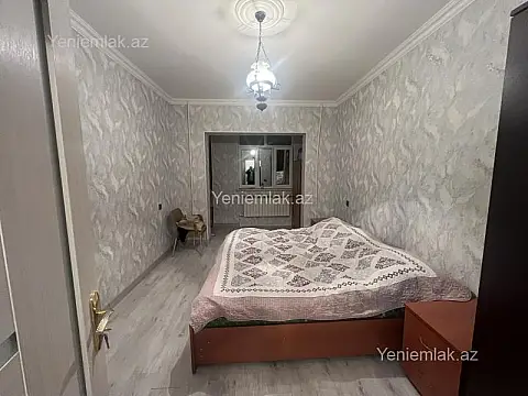 Satılır 2 otaqlı köhnə tikili 60 m²
