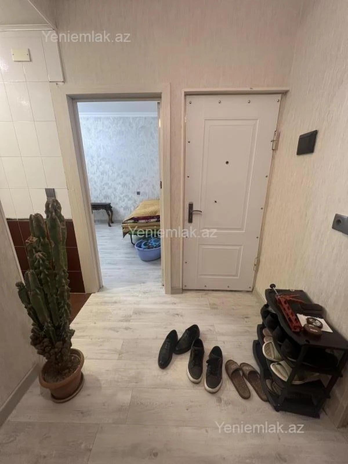 Satılır 2 otaqlı köhnə tikili 60 m²