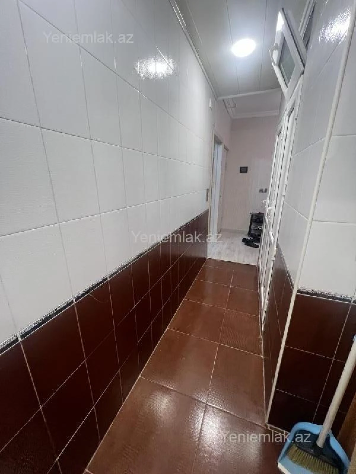 Satılır 2 otaqlı köhnə tikili 60 m²
