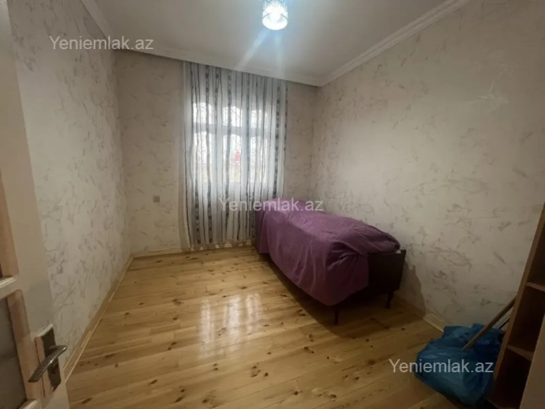 Satılır 4 otaqlı həyət evi 120 m²