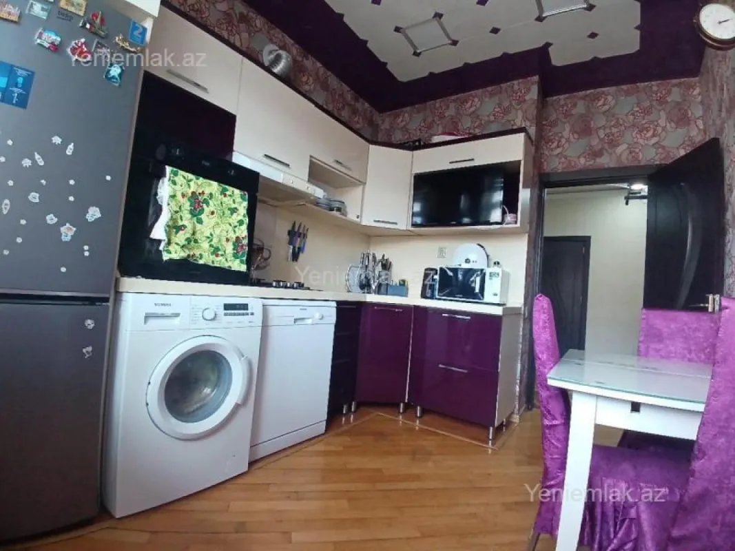 Satılır 3 otaqlı yeni tikili 100 m²