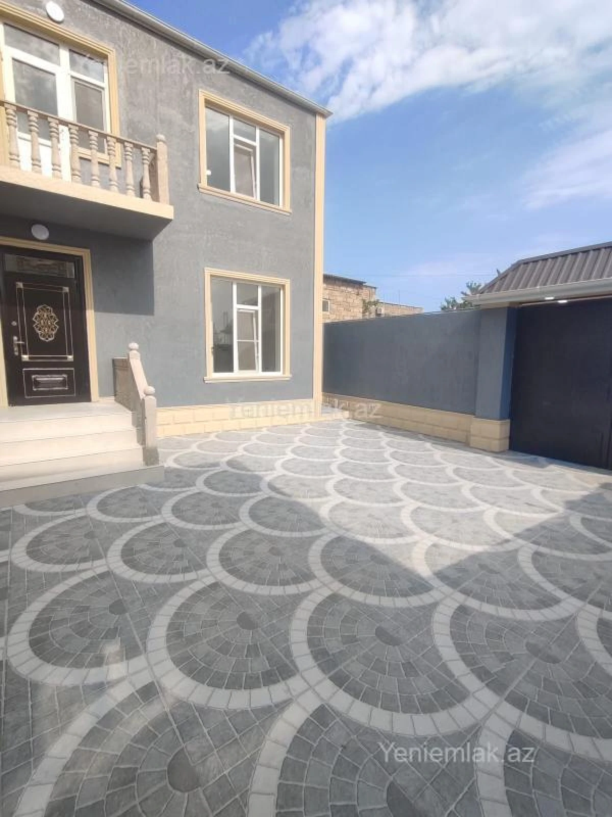 Satılır 4 otaqlı həyət evi 100 m²