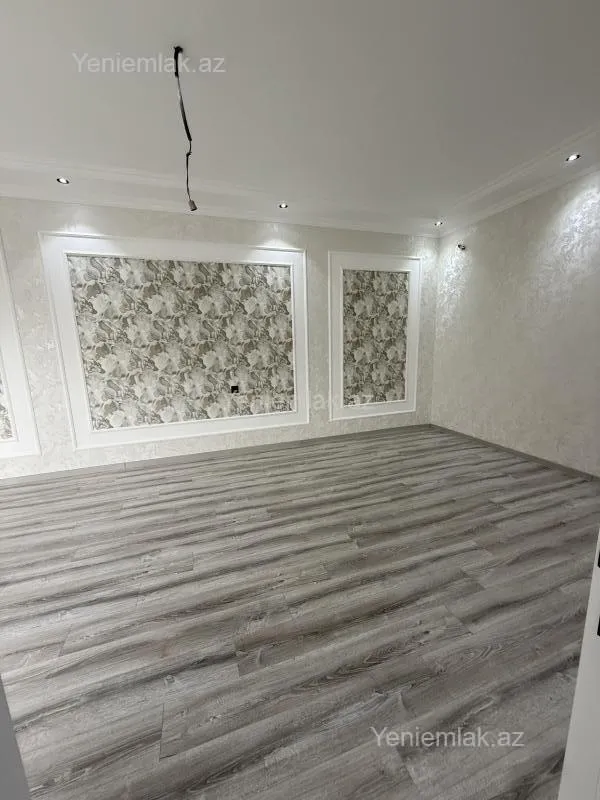 Satılır 4 otaqlı həyət evi 180 m²