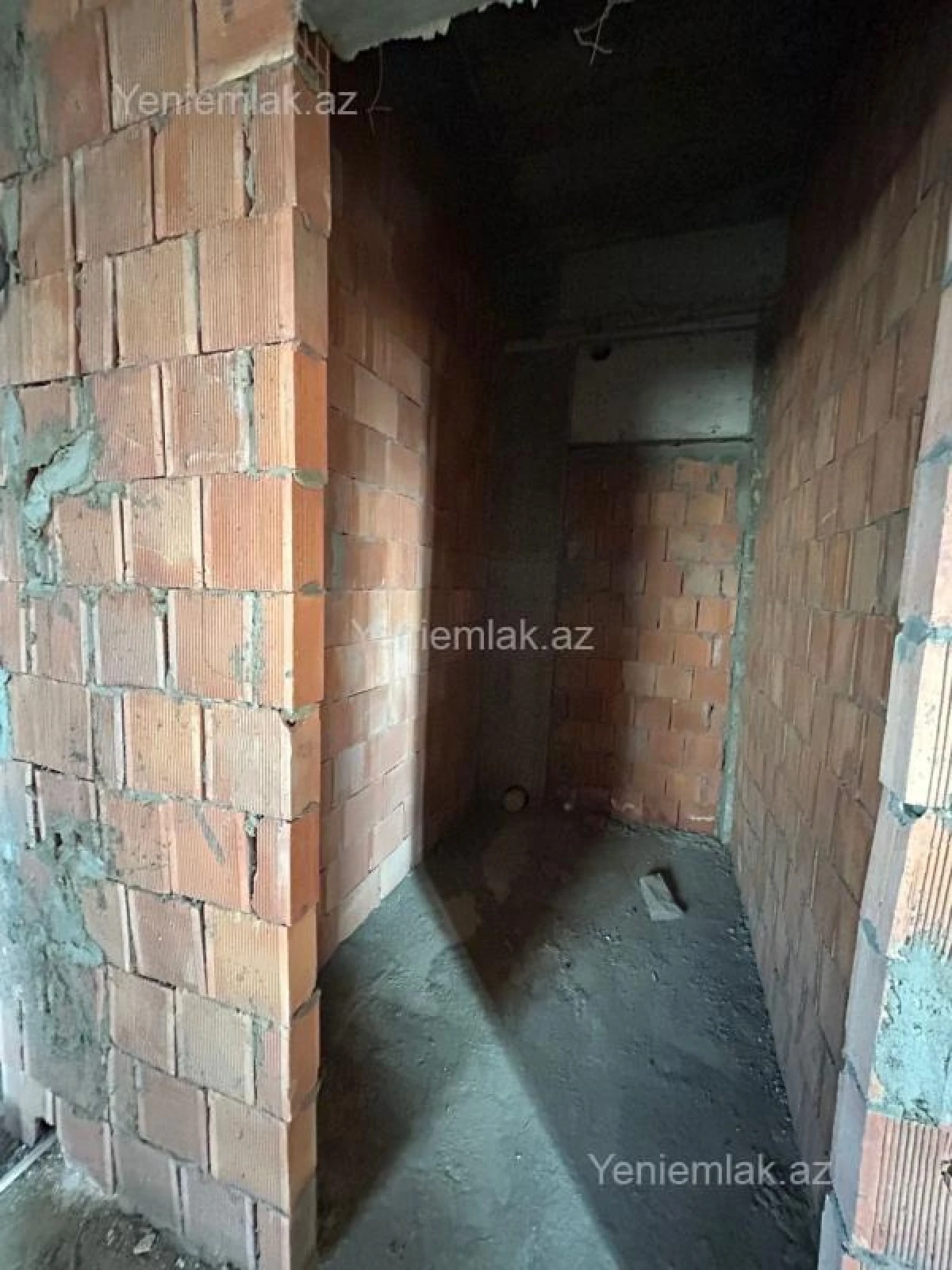 Satılır 2 otaqlı yeni tikili 100 m²