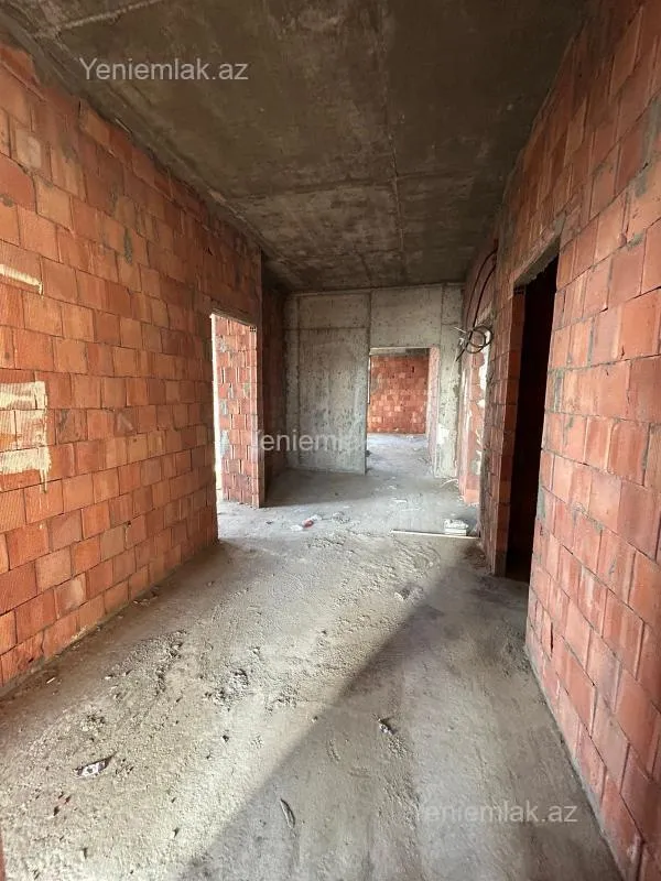 Satılır 2 otaqlı yeni tikili 100 m²