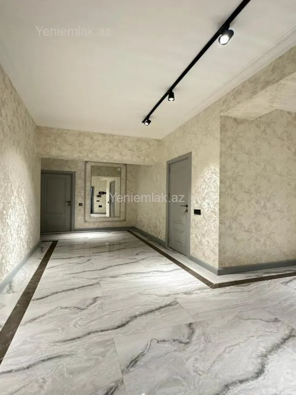 Satılır 2 otaqlı yeni tikili 80 m²