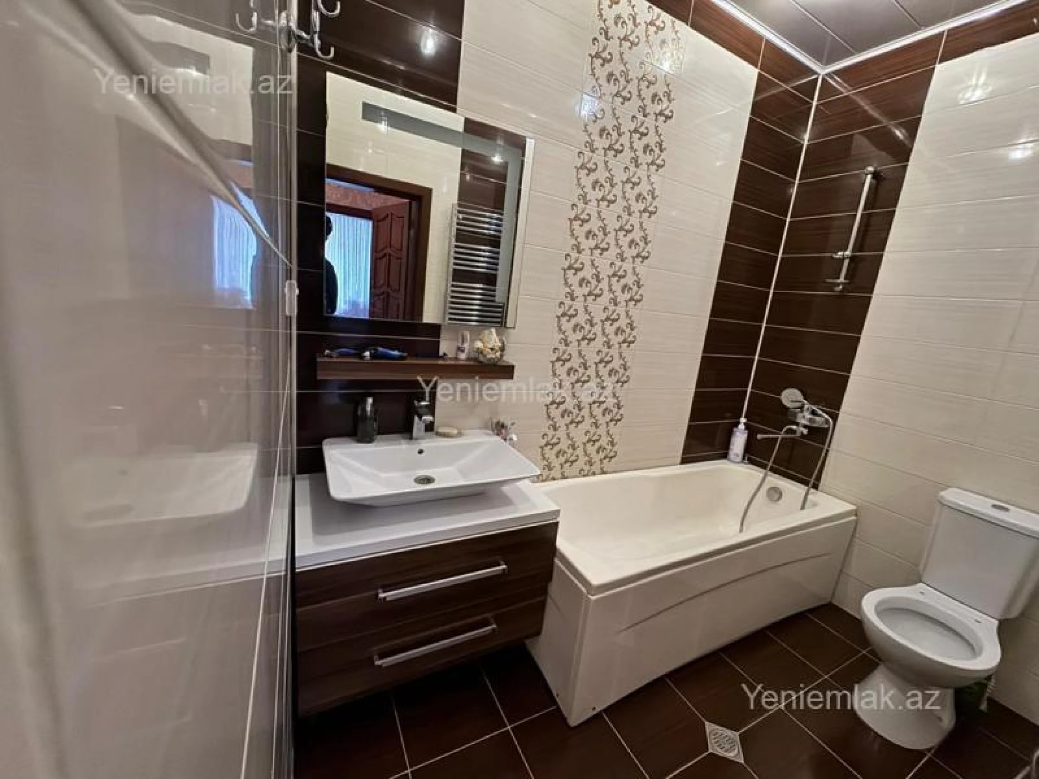 Satılır 3 otaqlı yeni tikili 104 m²