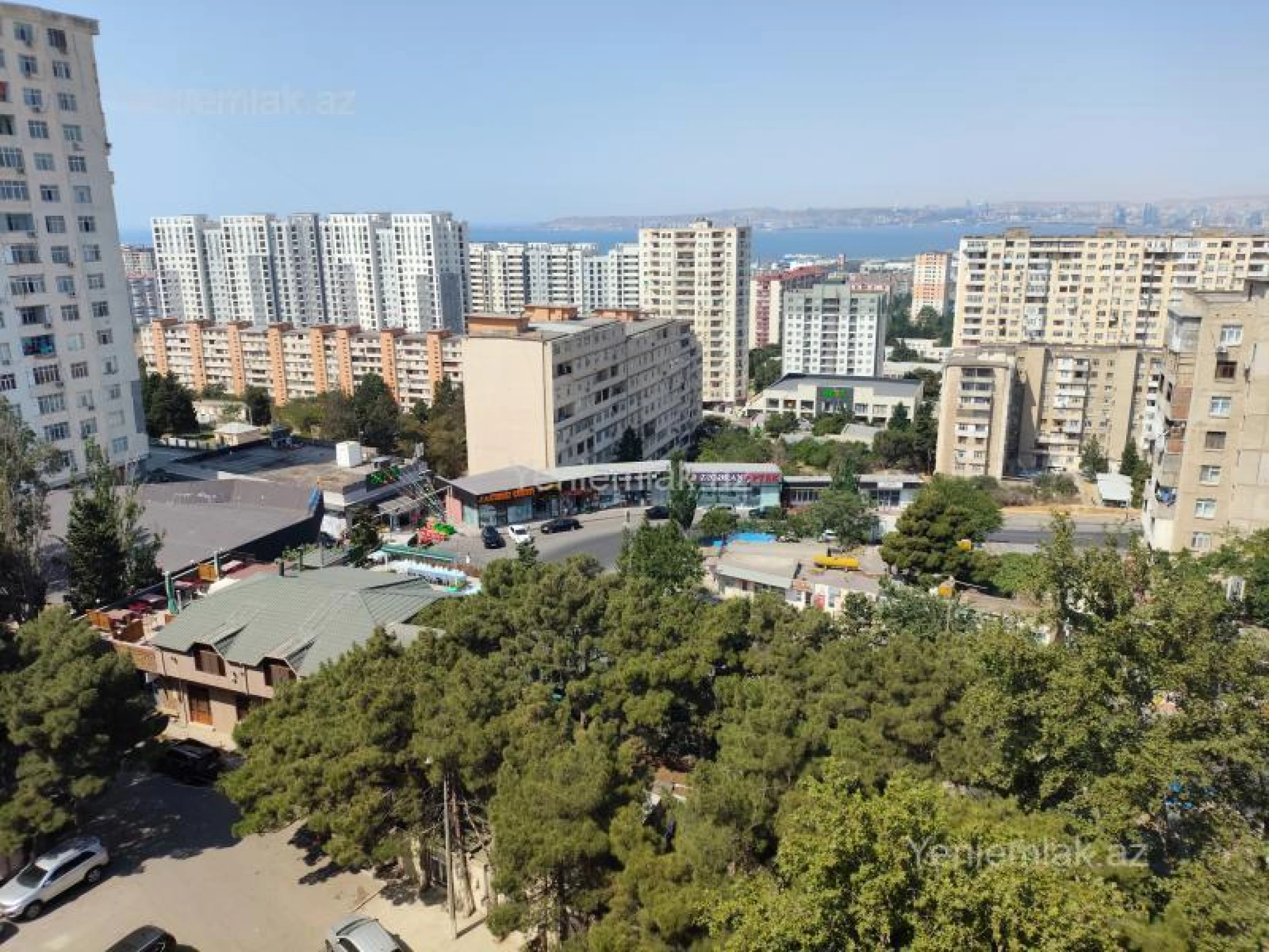 Satılır 4 otaqlı köhnə tikili 110 m²