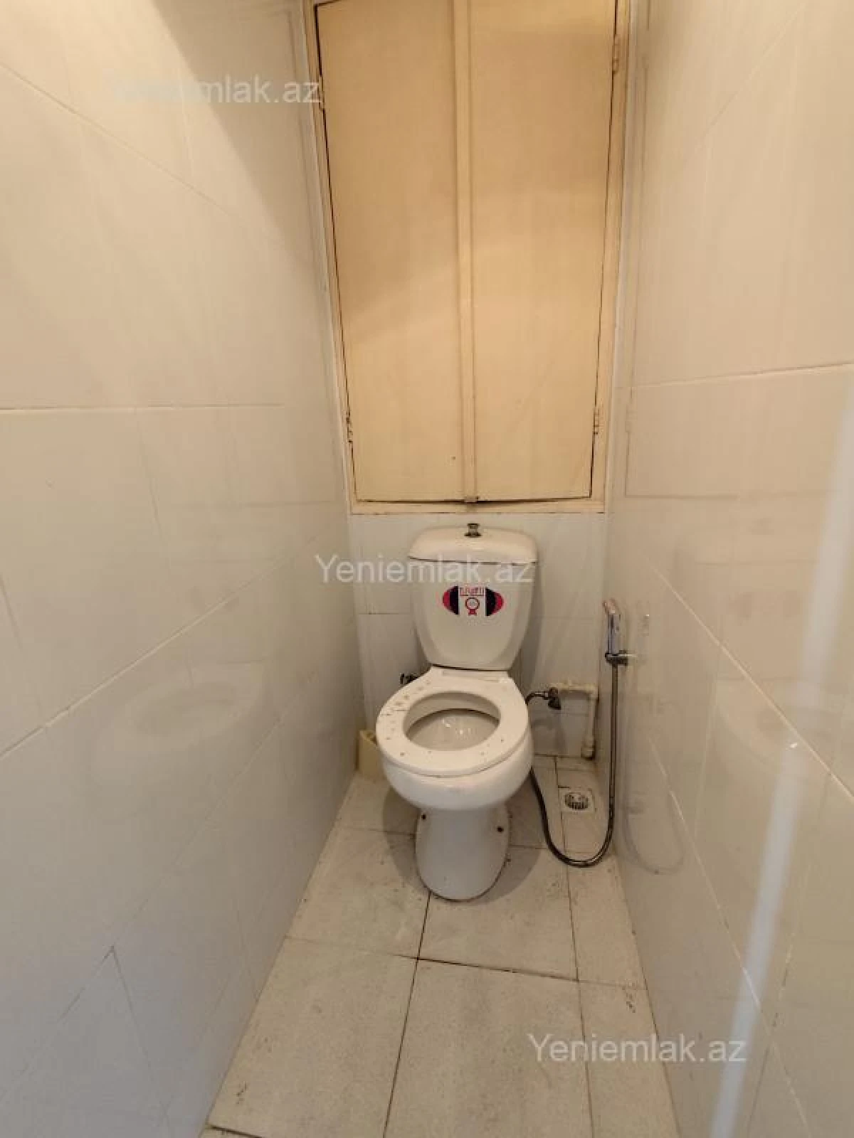 Satılır 4 otaqlı köhnə tikili 110 m²
