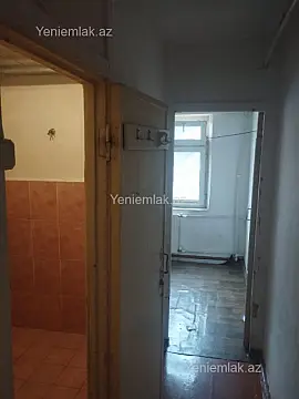Satılır 1 otaqlı köhnə tikili 30 m²