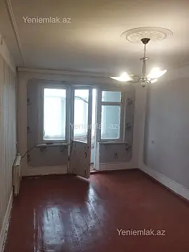 Satılır 1 otaqlı köhnə tikili 30 m²