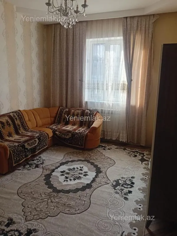 Satılır 6 otaqlı həyət evi 106 m²