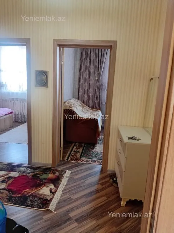 Satılır 6 otaqlı həyət evi 106 m²