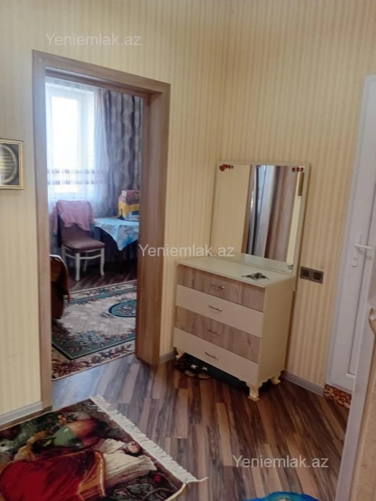 Satılır 6 otaqlı həyət evi 106 m²