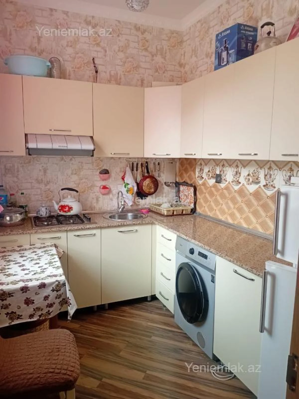 Satılır 6 otaqlı həyət evi 106 m²