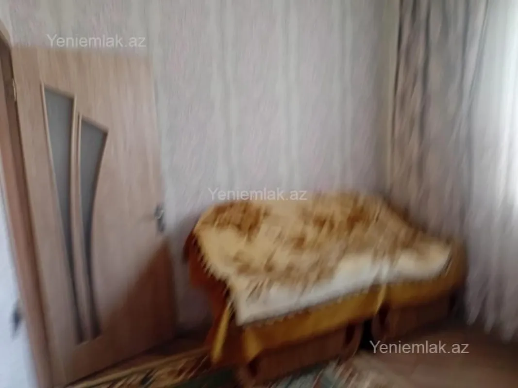 Satılır 6 otaqlı həyət evi 106 m²