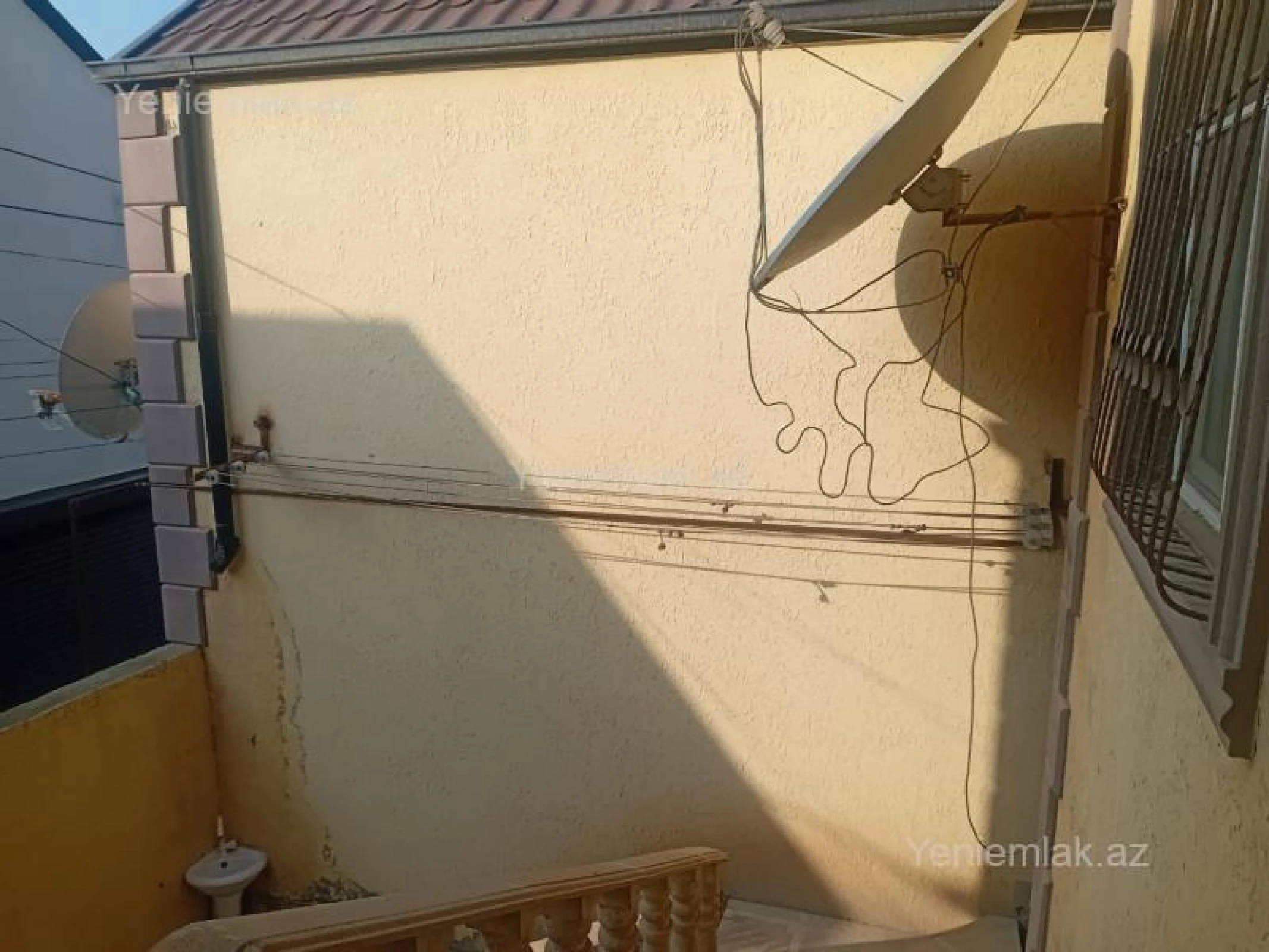 Satılır 6 otaqlı həyət evi 106 m²