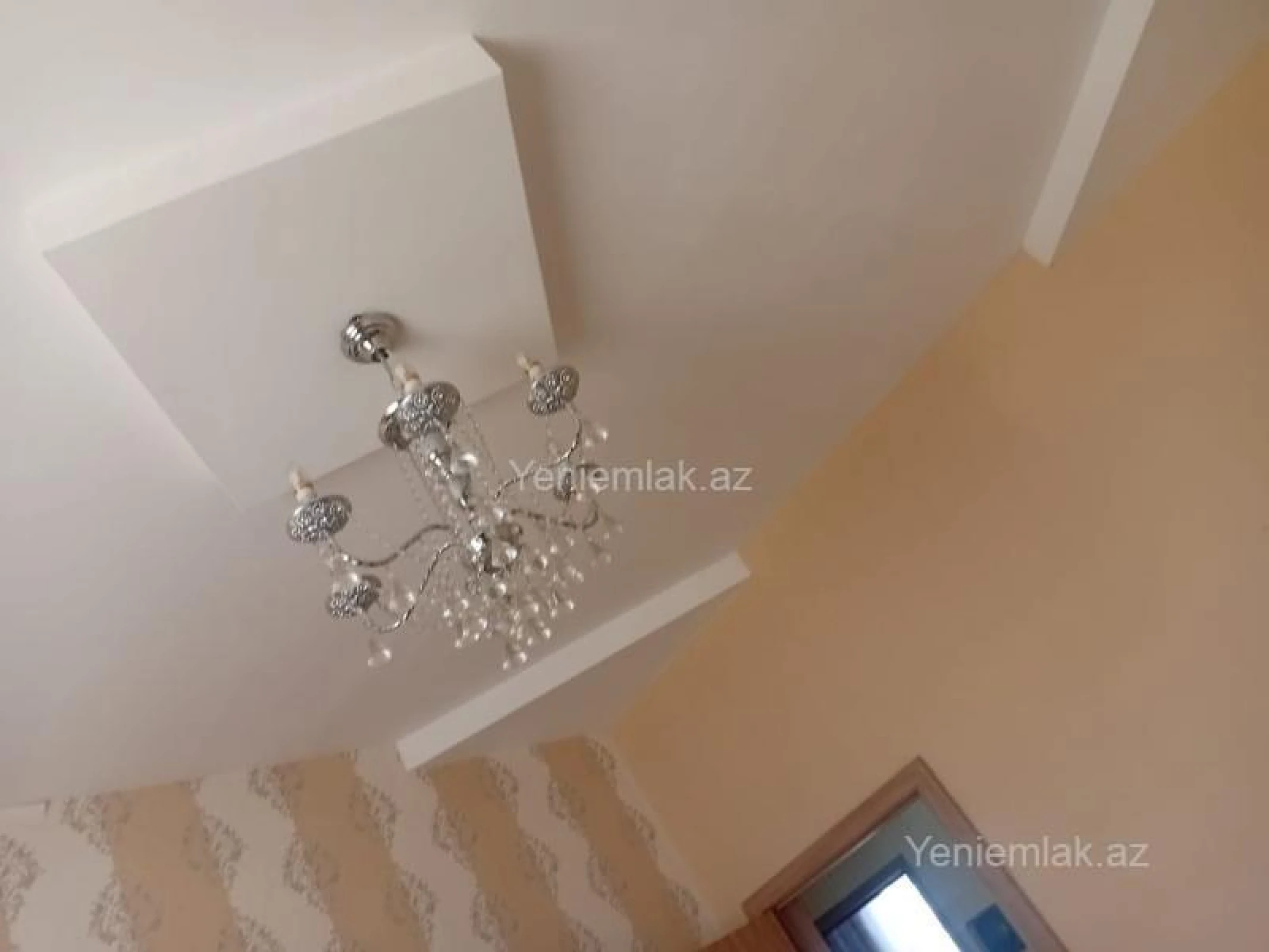 Satılır 6 otaqlı həyət evi 106 m²